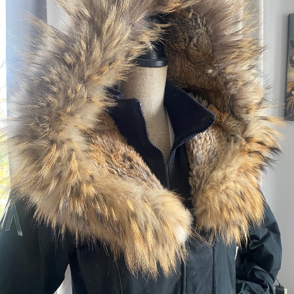 Arctic North Women’s Mont Tremblant 3/4 Length Coat Fur Lined Hood $800+Tax - Picture 6 of 15